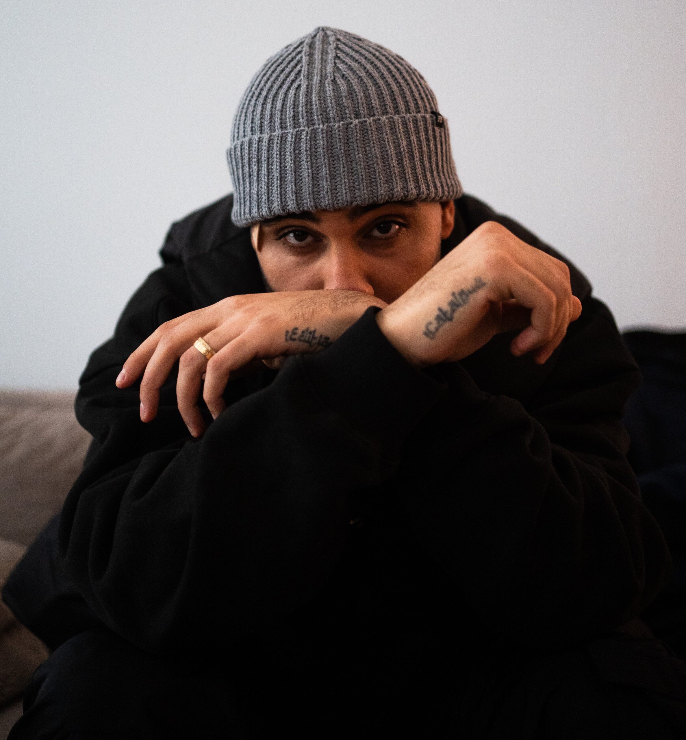 Mit 35 Millionen Hörern, 38 Top 10 Hits, 18 Gold Awards, 3,6 Milliarden Streams und über 4 Millionen Followern in den sozialen Netzwerken zählt Samra zu den erfolgreichsten Musikern seiner Zeit.Der…
