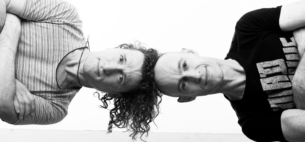 Von New York bis Tokio und überall dazwischen haben THE UMBILICAL BROTHERS das Niveau von „physischer“ Comedy auf ein ganz neues Level gehoben. Mit „The Best of The Worst of The Best“ erleben die Z…
