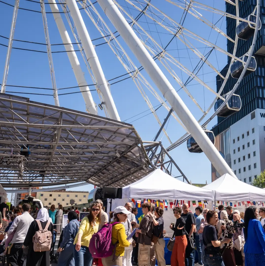 Am Sonntag, den 10. Mai dreht sich zwischen 14 und 18 Uhr bereits zum fünften Mal das Europa*Rad im Werksviertel. Mit knapp 50 pro-europäischen Organisationen, Vereinen und Institutionen laden die …