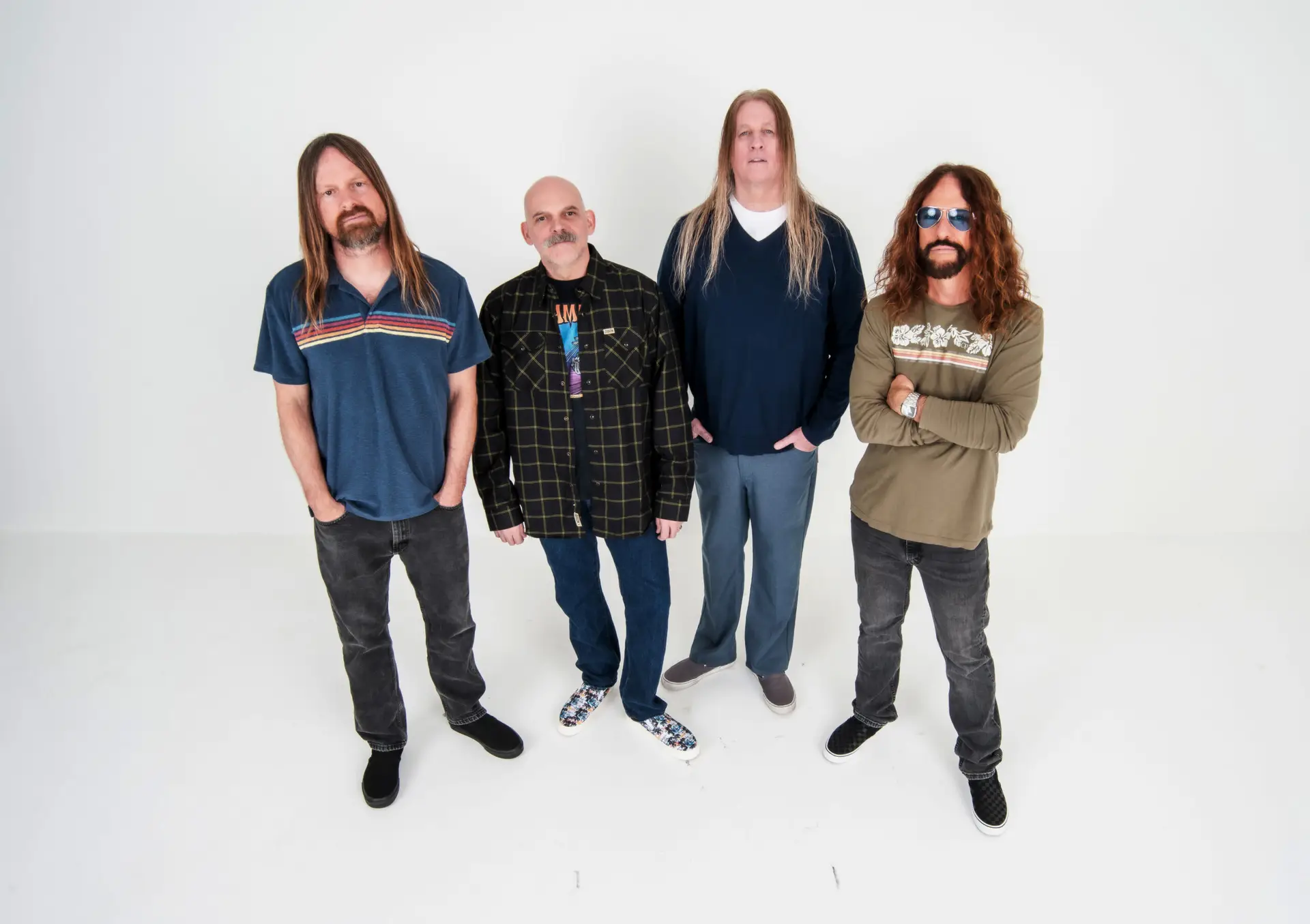 Originally formed in 1985 as a Black Flag-influenced hardcore punk band called Virulence, FU MANCHU has since become one of hard rock’s most celebrated names. The band released its first single “Ke…