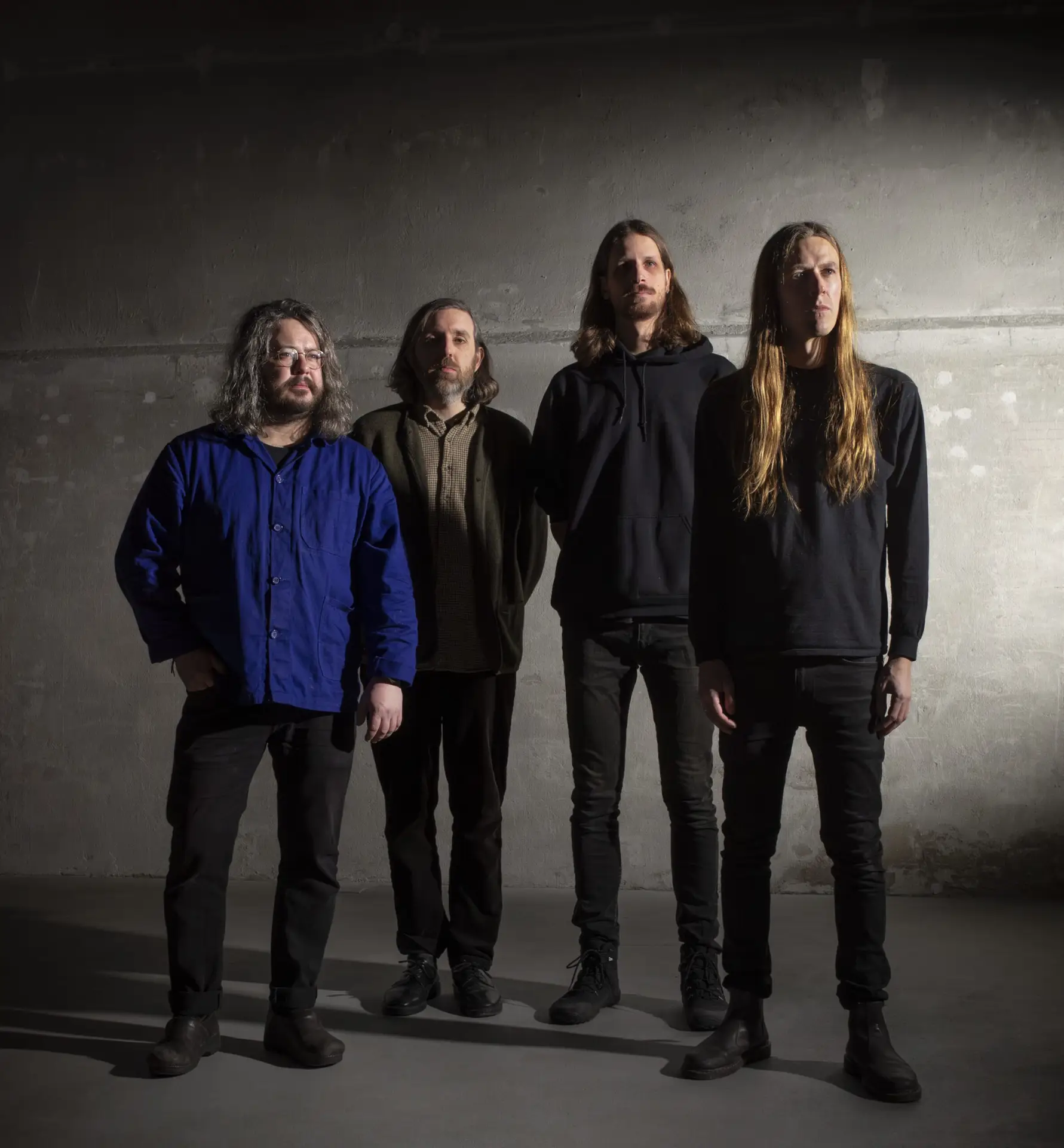 Auch nach zwei Jahrzehnten ihres Bestehens bleiben ELDER eine Ausnahmeerscheinung in der Underground-Rockszene – eine seltene Band, die in der Lage ist, Einflüsse aus einer Vielzahl von Genres aufz…