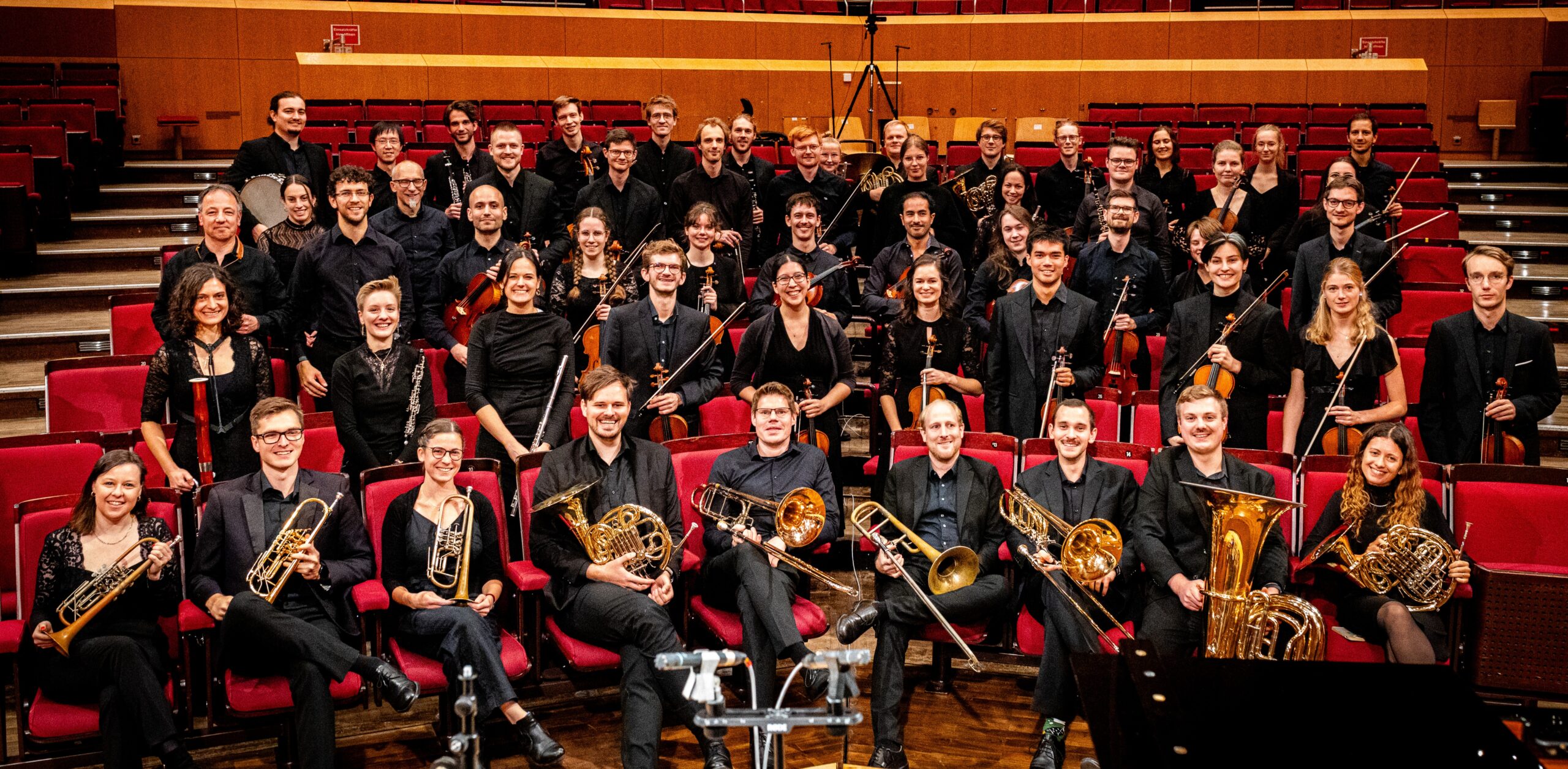 Das junge Sinfonieorchester Toneo München spielt seit 2020 ambitionierte Konzerte unter wechselnden Dirigenten. Dieses Mal hat sich Dzmitry Kalatsila ein Programm vorgenommen, dass ein klassisches …